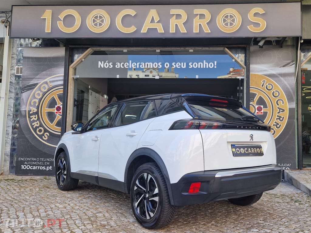 Peugeot E-2008 50 kWh Active Pack
