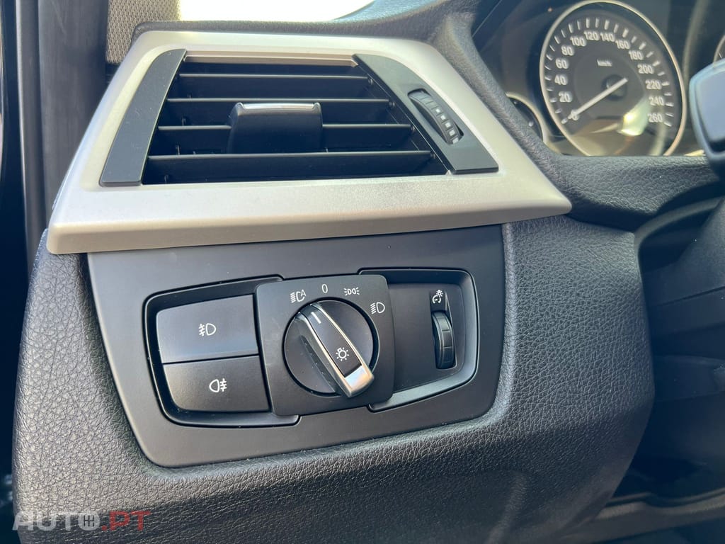 BMW 320 d Line Sport Auto