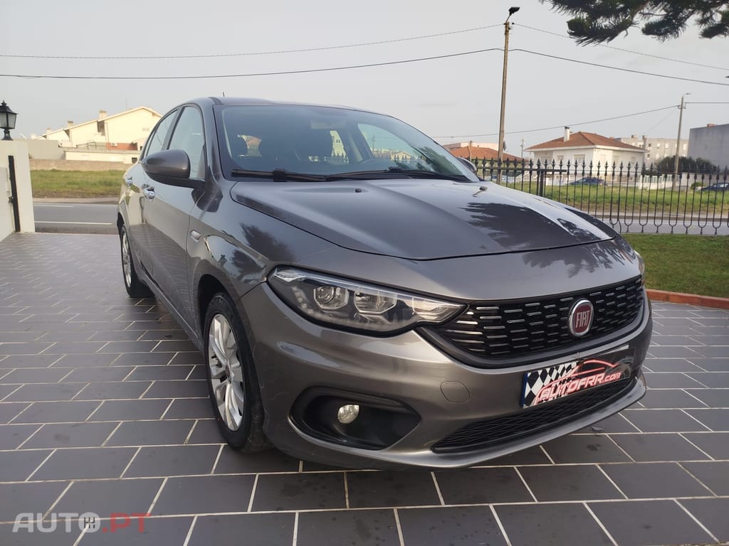 Fiat Tipo 1.3 M-Jet Easy