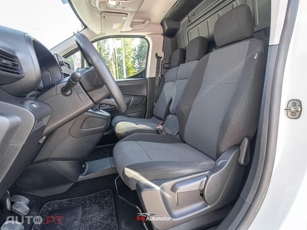 Toyota Proace Proace City 1.5D L1 Comfort - IVA DEDUTÍVEL