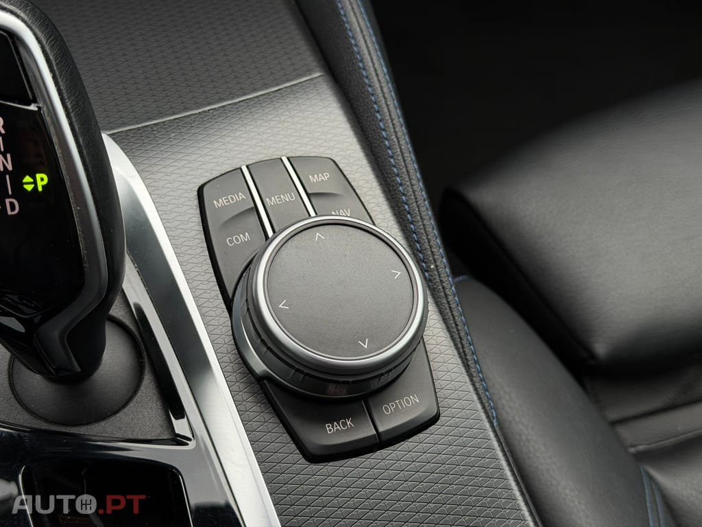 BMW 530 e Pack Desportivo M