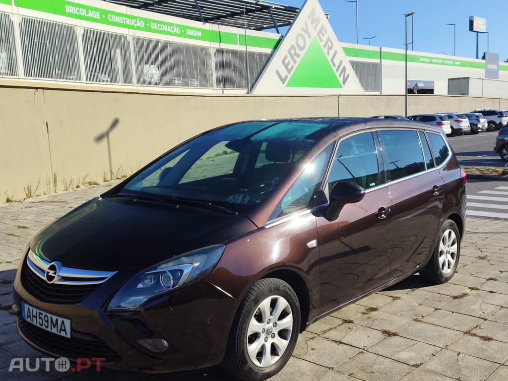 Opel Zafira COSMOS