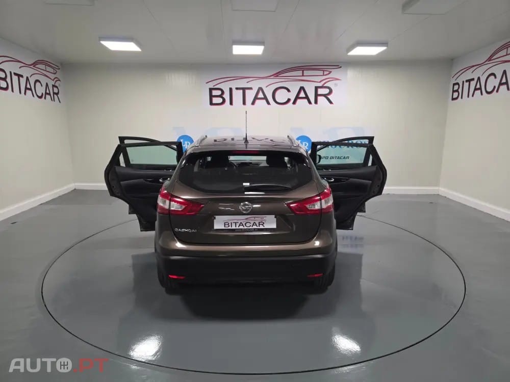 Nissan Qashqai 1.5 dCi N-Connecta Led