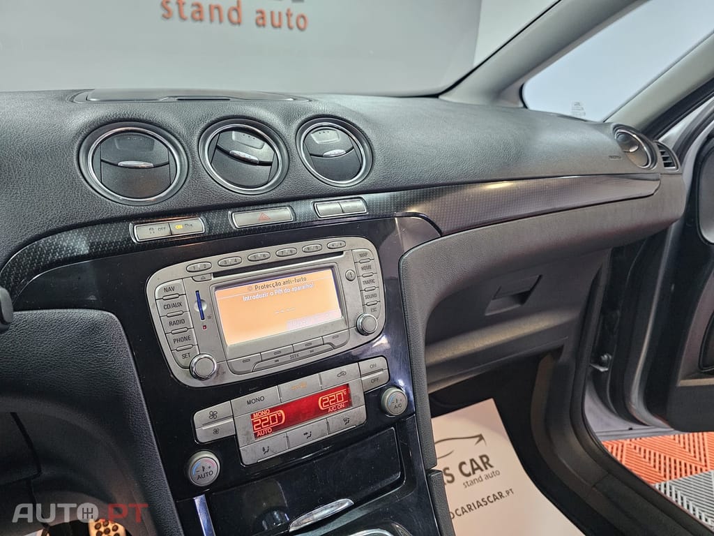 Ford S-Max 2.2 TDCi Titanium 7L