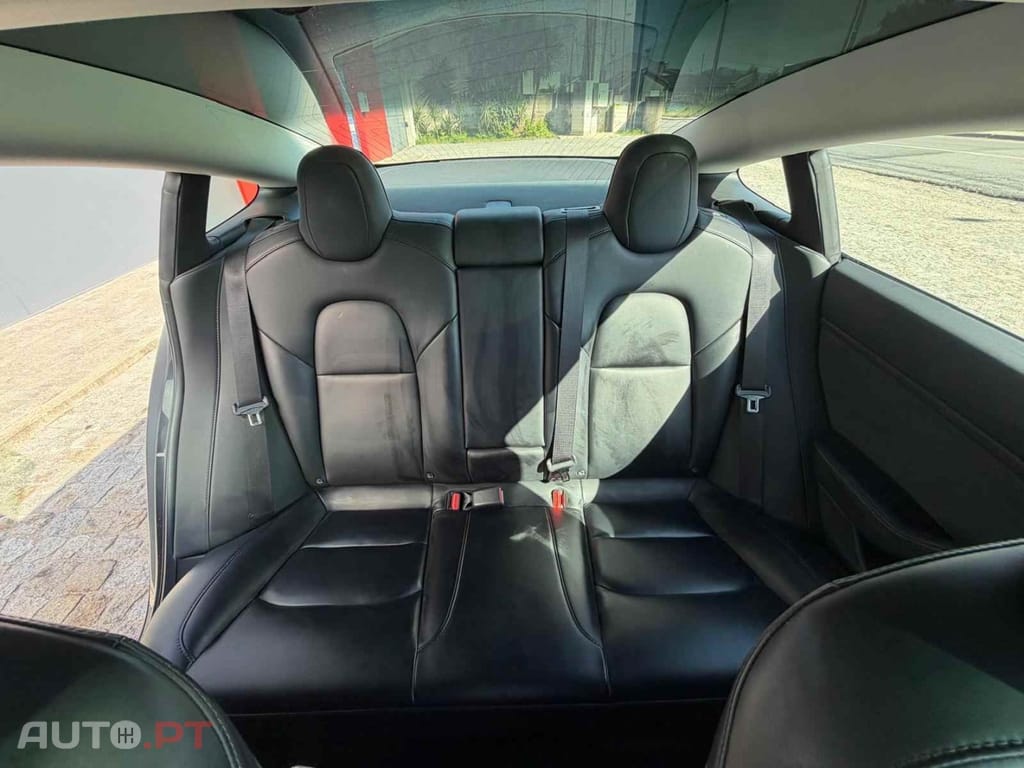 Tesla Model 3 Long Range AWD Dual Motor