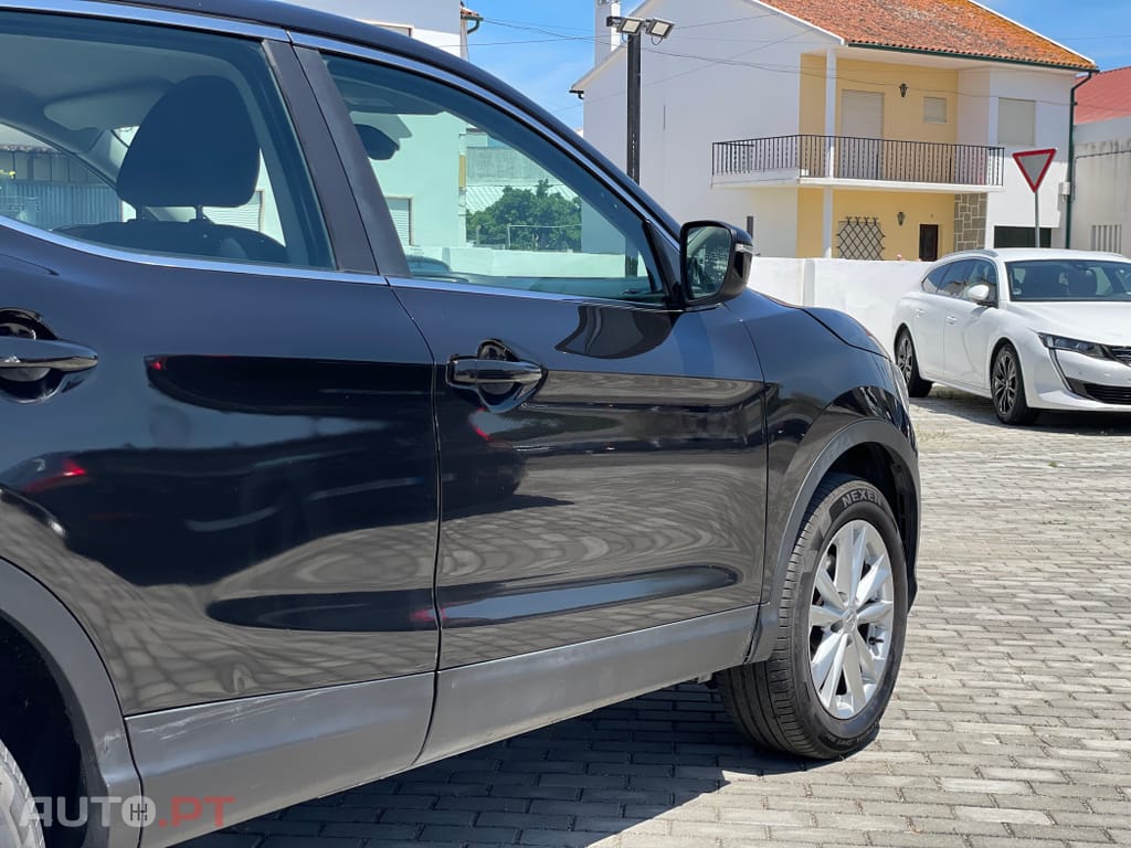 Nissan Qashqai 1.5 dCi Acenta Connect