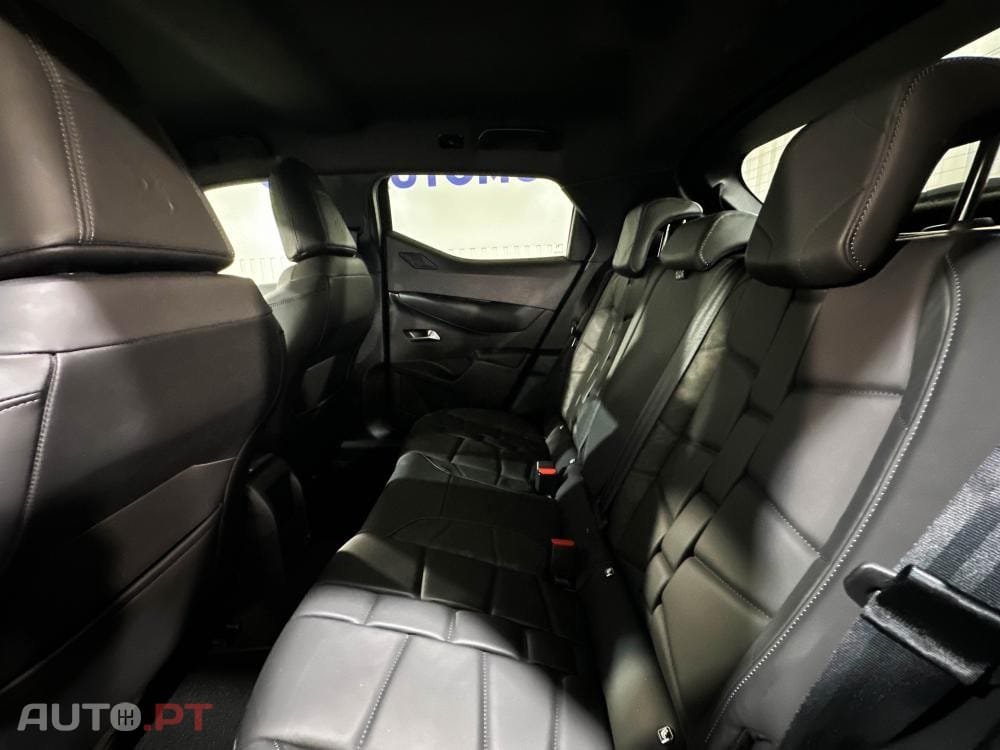 DS DS3 Crossback E-Tense Performance Line