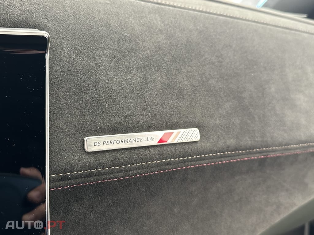 DS DS7 Crossback E-Tense Performance Line EAT8