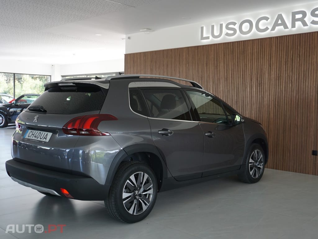 Peugeot 2008 1.2 PureTech Allure EAT6