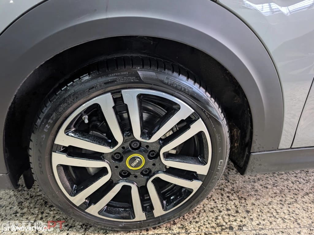 MINI Cooper Cooper SE Premium Extra Essential