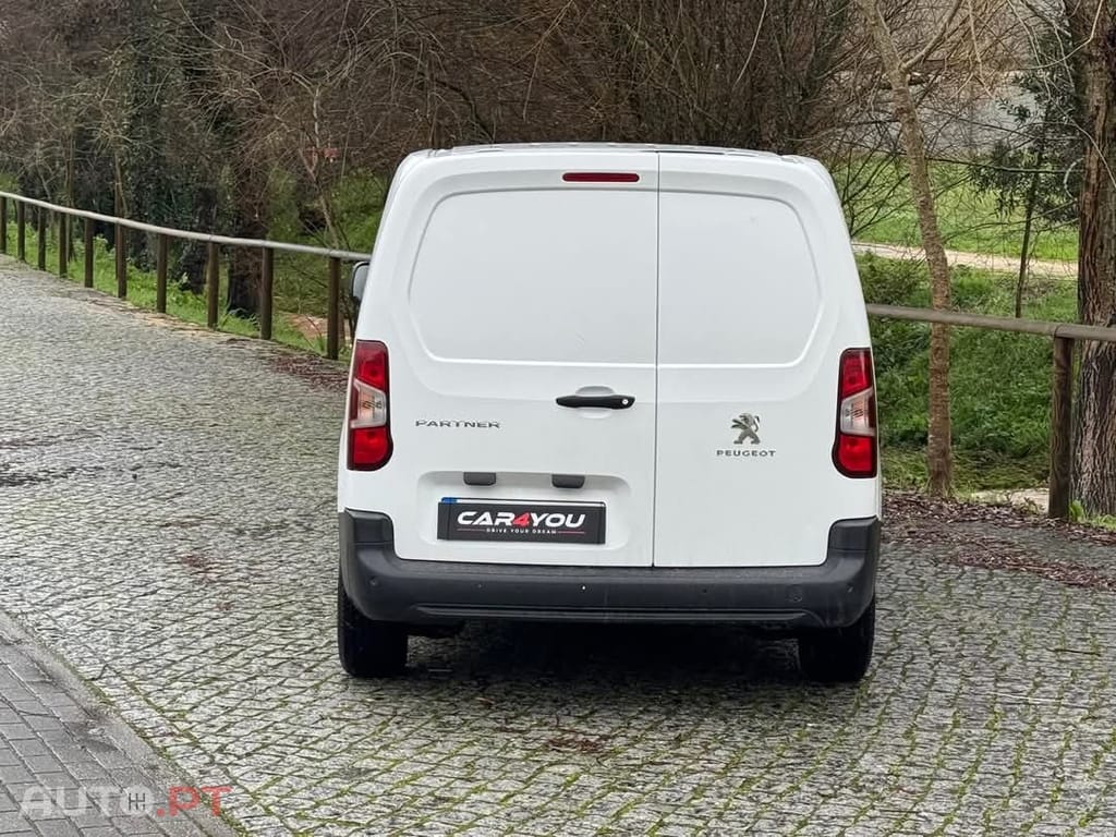 Peugeot Partner 1.5 BlueHDi Premium Standard