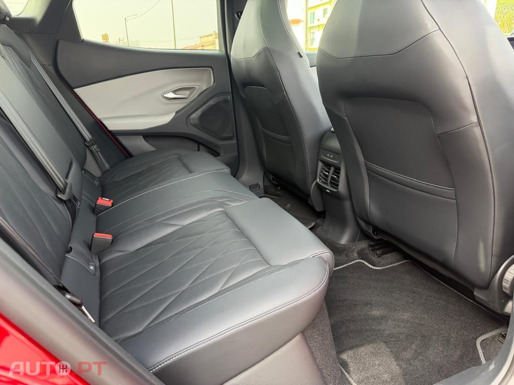 Ford Explorer 77 kWh Premium