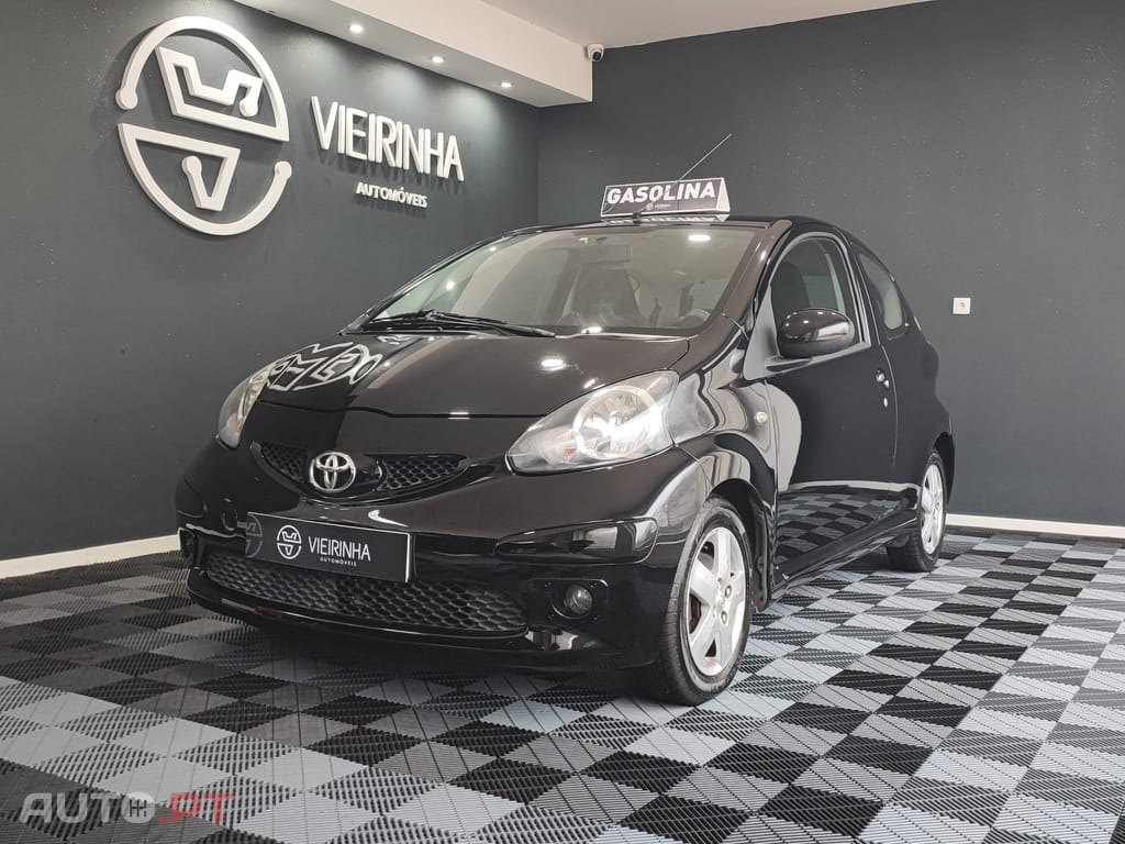 Toyota Aygo 1.0 AC (nacional)