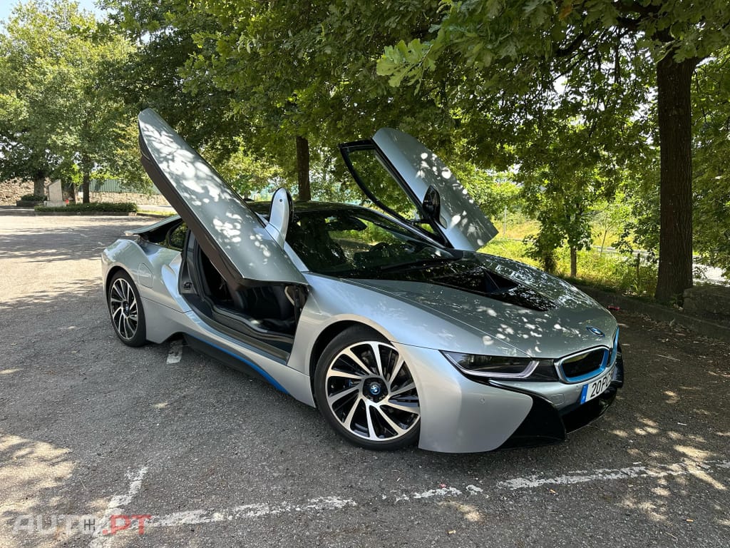 BMW i8 Standard 362cv