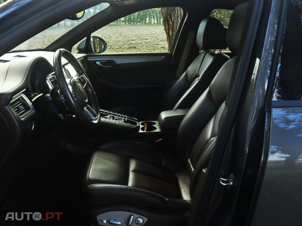 Porsche Macan PDK