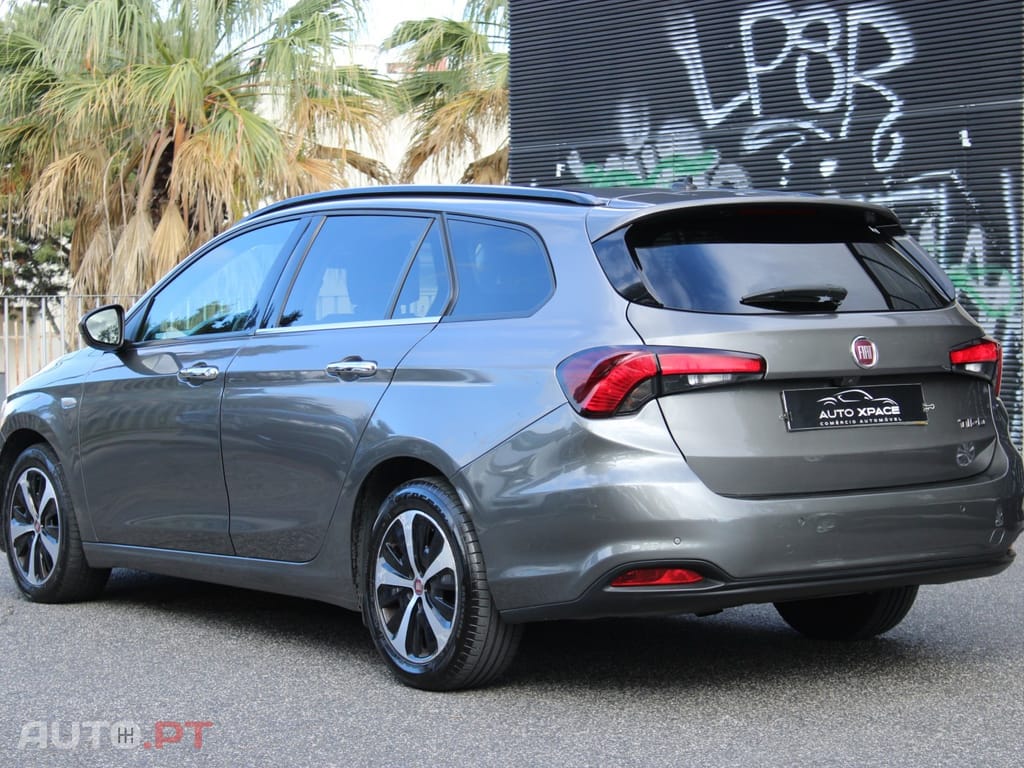 Fiat Tipo 1.6 M-Jet Lounge Tech