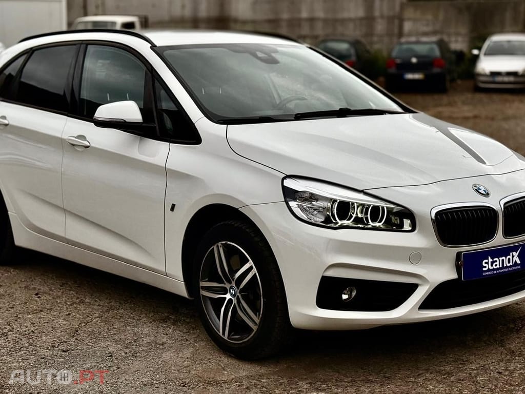 BMW 225 Line Sport