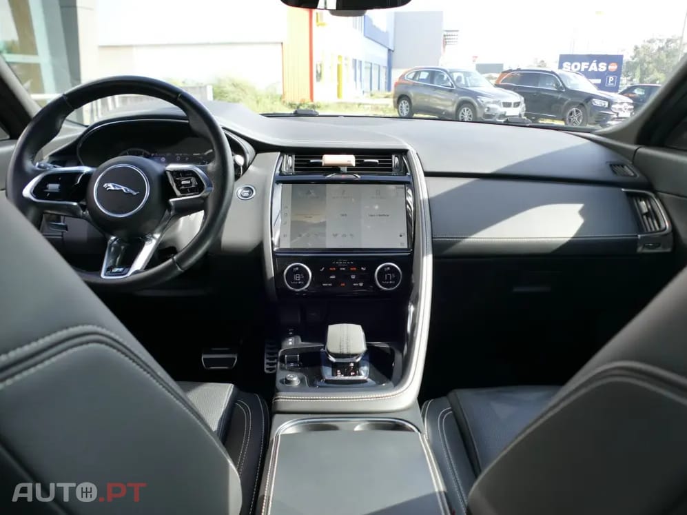 Jaguar E-Pace 1.5 P300e R-Dynamic HSE AWD Aut.