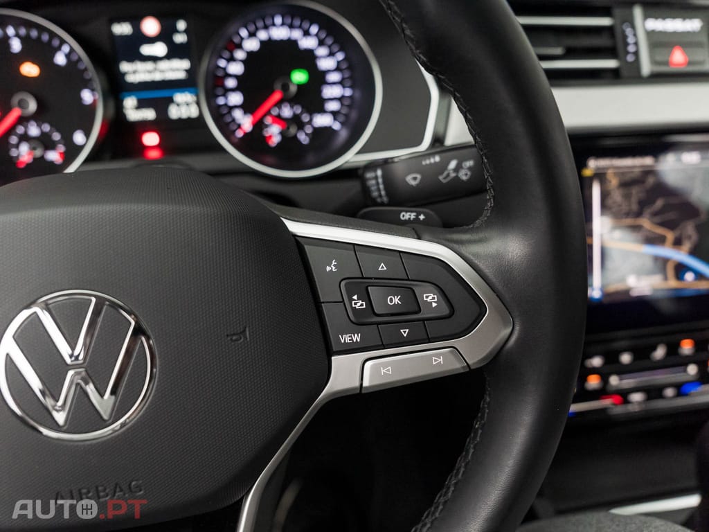 Volkswagen Passat 2.0 TDI Business DSG