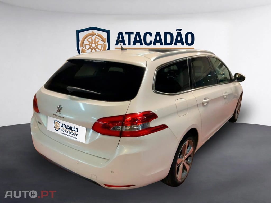 Peugeot 308 SW 1.2 Puretech Allure — fotografia 9
