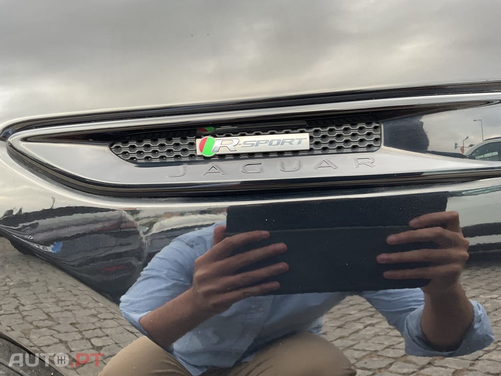 Jaguar F-Pace 2.0 i4D R-Sport AWD Aut.