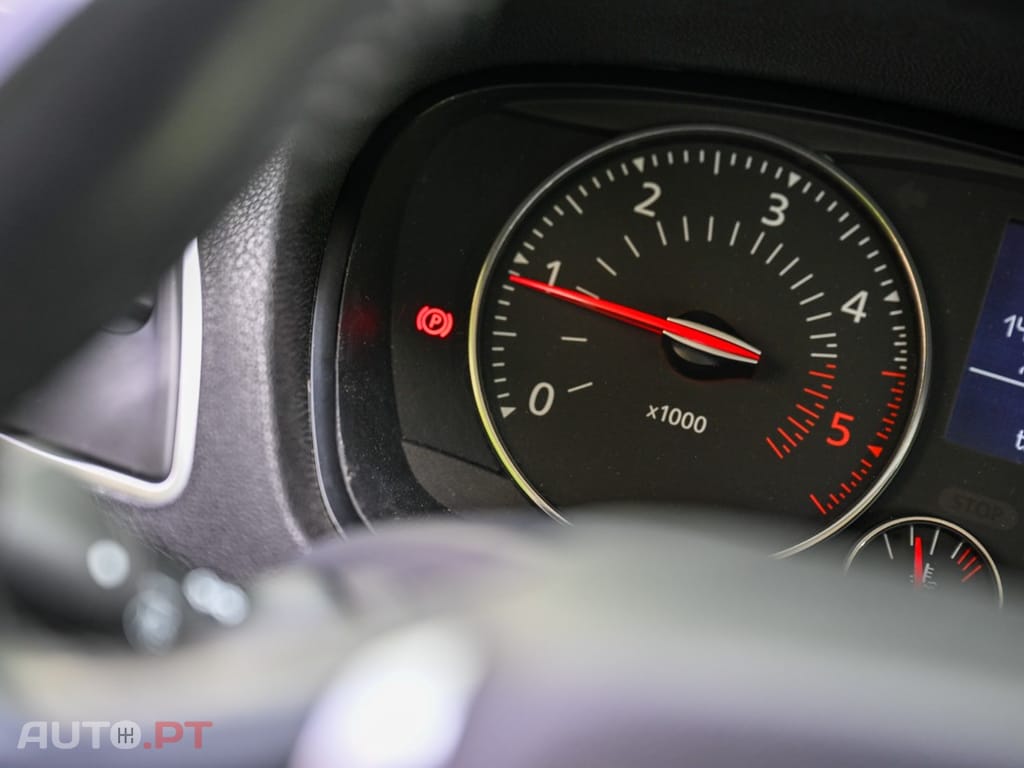 Renault Laguna Break 2.0 dCi Dynamique S 120g