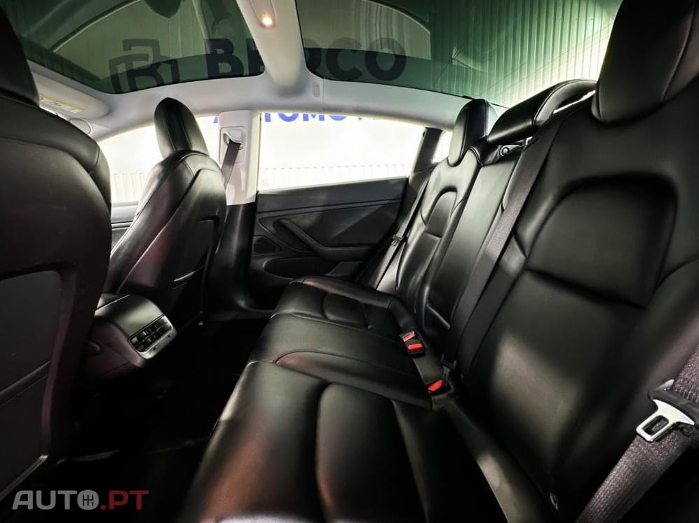 Tesla Model 3 LONG RANGE DUAL MOTOR AWD