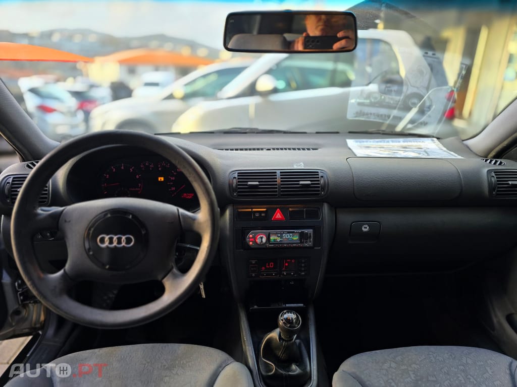 Audi A3 1.6