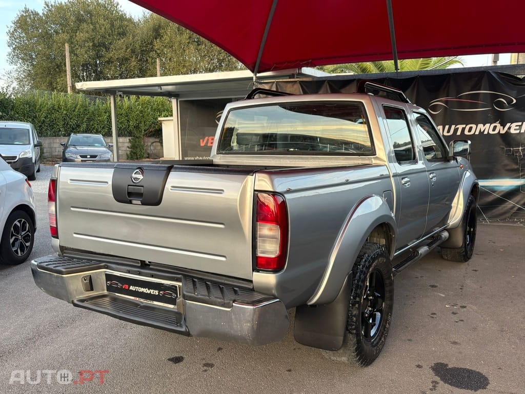 Nissan Pick Up 2.5 TD CD Look Navara
