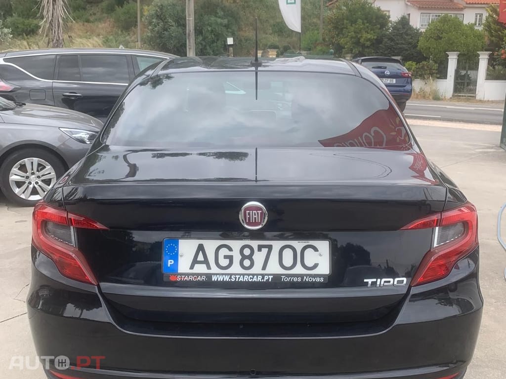 Fiat Tipo SEDAN