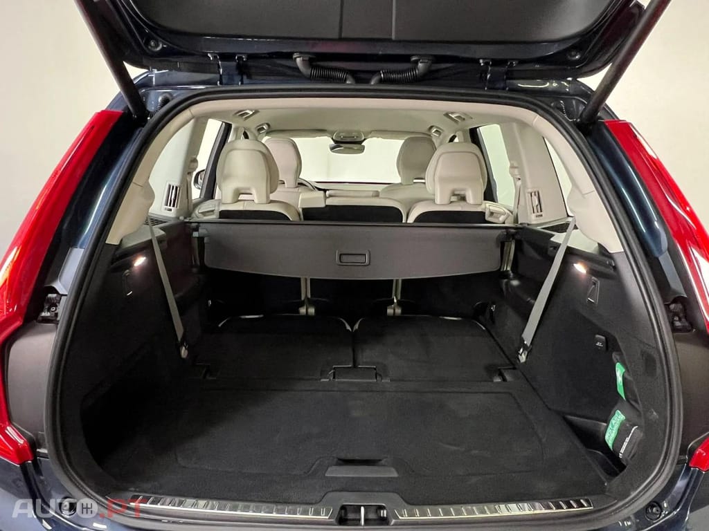 Volvo XC90 T8 455 PHEV AWD Core Auto