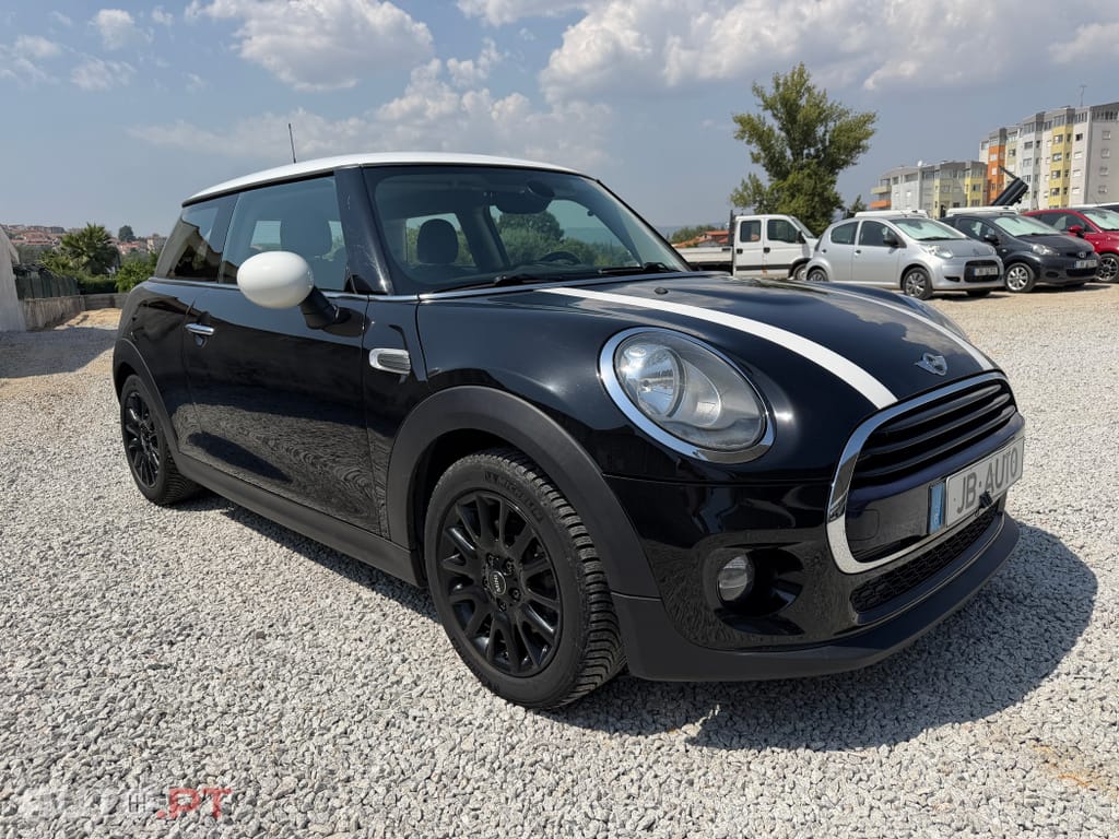 MINI Cooper Cooper D