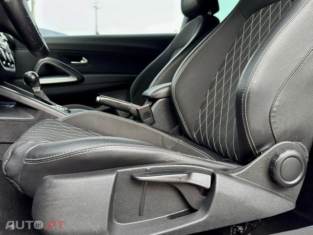 Volkswagen Scirocco 2.0 TDI Sport DSG
