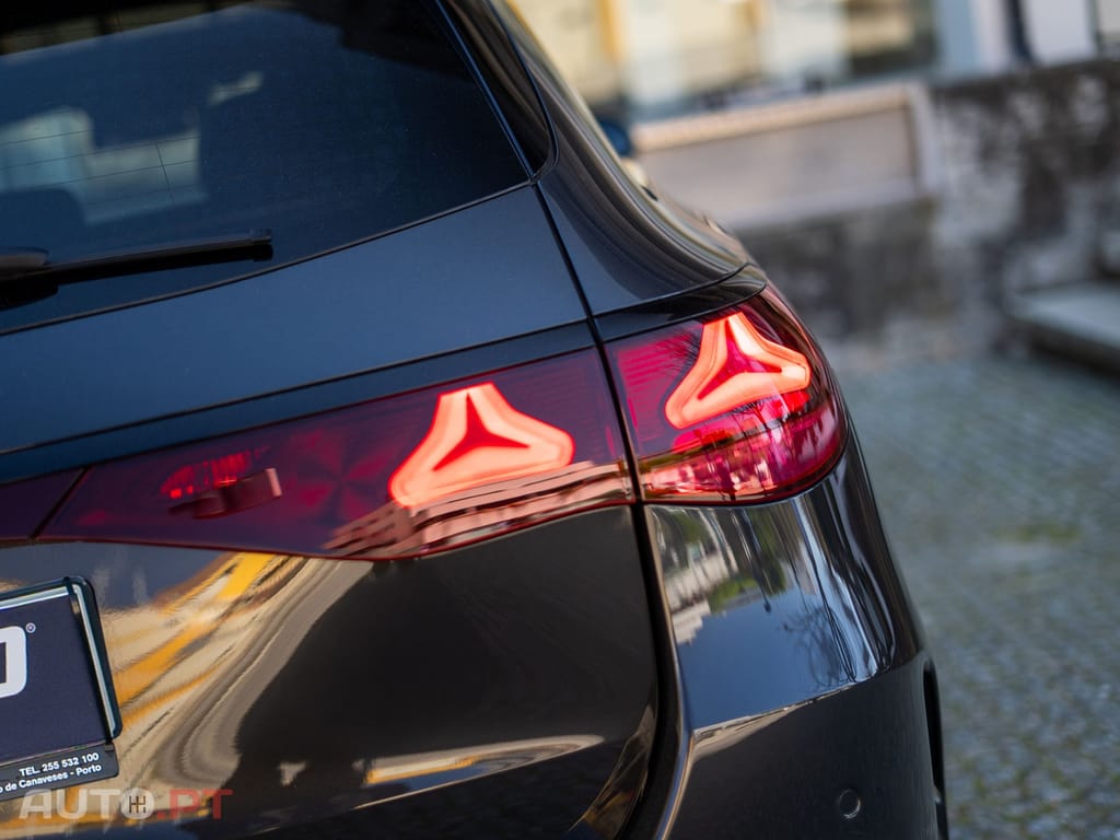 Mercedes-Benz E 300 e Station