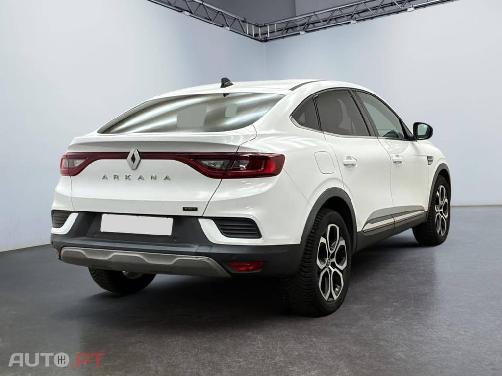 Renault Arkana E-Tech Techno