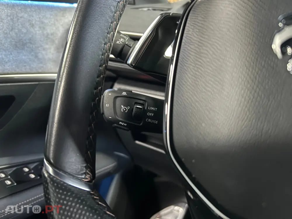 Peugeot 3008 1.6 Hybrid GT Pack e-EAT8