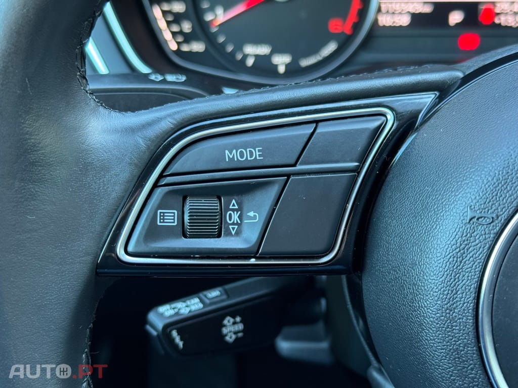 Audi A4 Avant 30 TDI Advanced S tronic