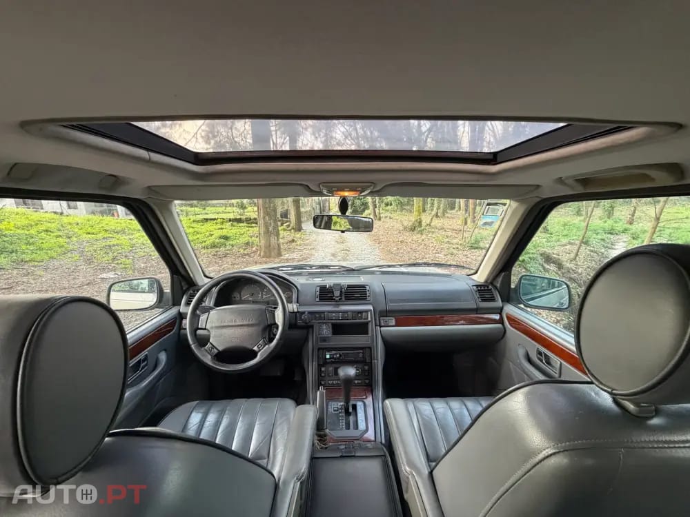 Land Rover Range Rover Outro