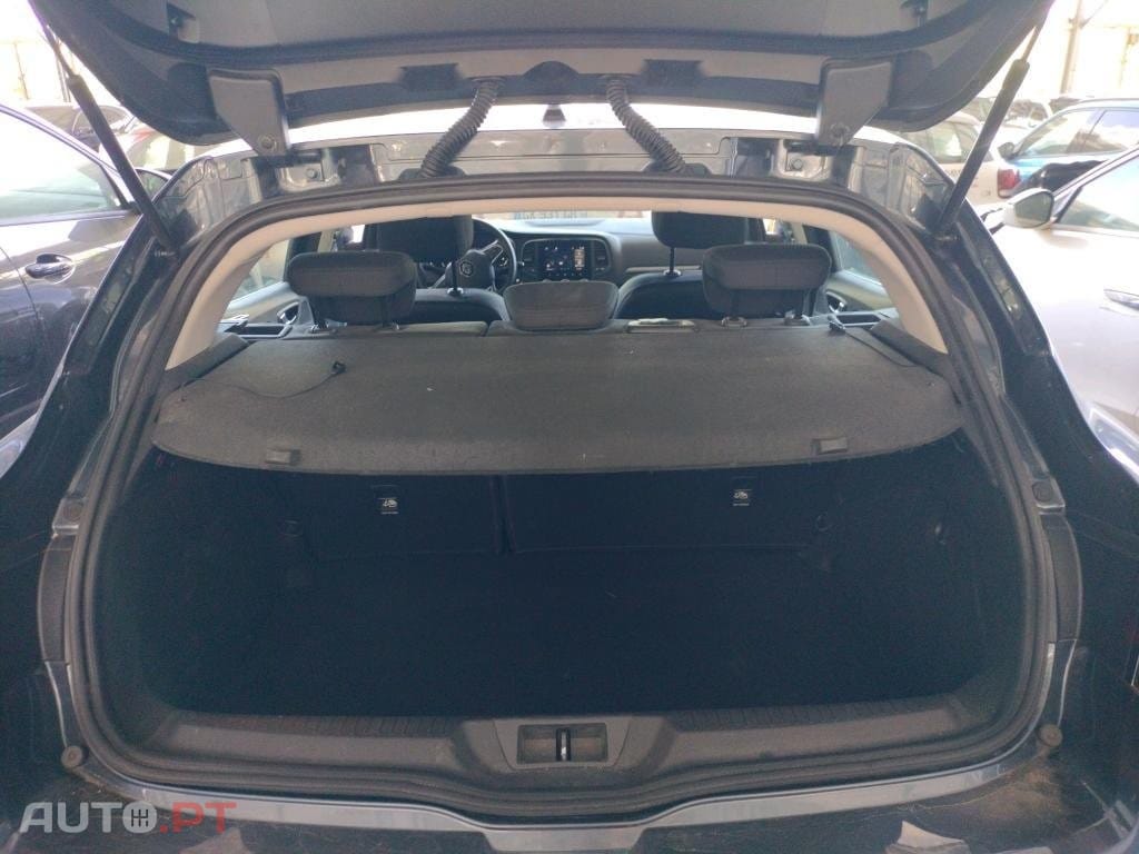 Renault Mégane 1.5 Blue dCi Intens EDC