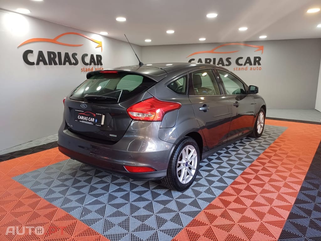 Ford Focus 1.0 SCTi Titanium