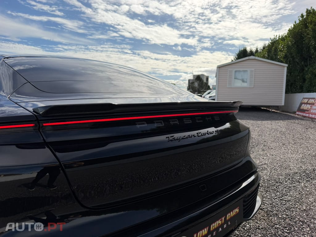 Porsche Taycan Turbo S