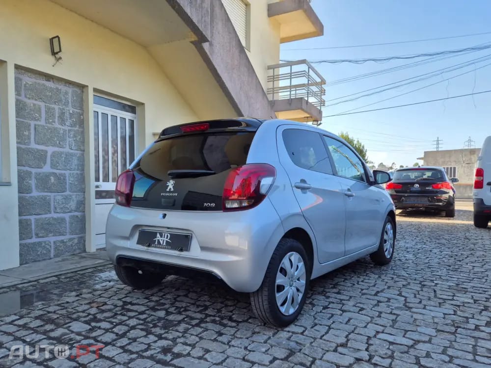 Peugeot 108 1.0 VTi Style