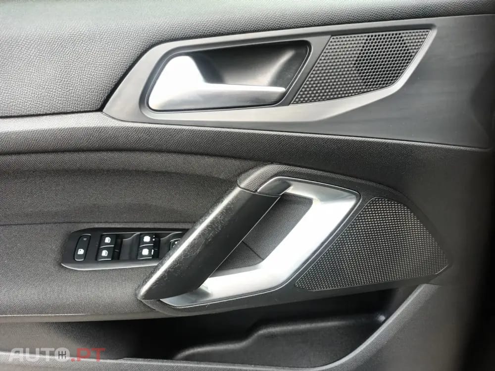 Peugeot 308 1.6 BlueHDi Access