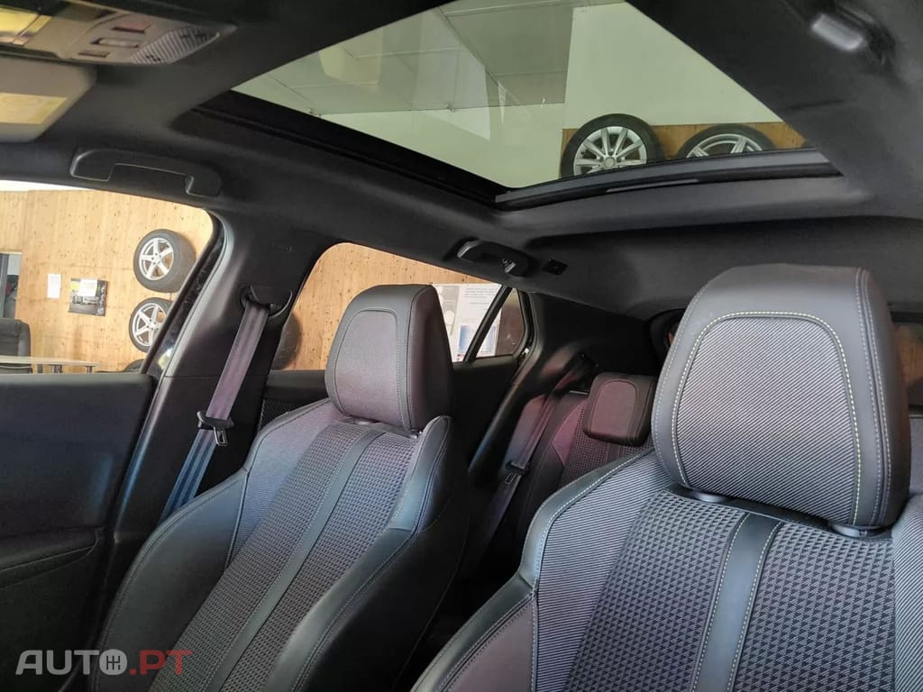 Peugeot 2008 PureTech 130 Stop&Start GT-Line Edition