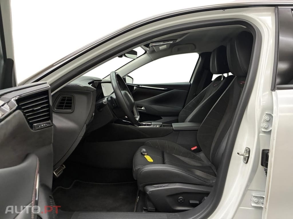 DS DS4 1.2 PureTech Performance Line EAT8