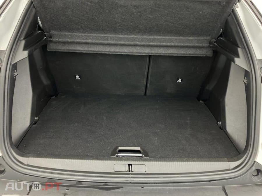 Peugeot 2008 1.2 PureTech GT EAT8
