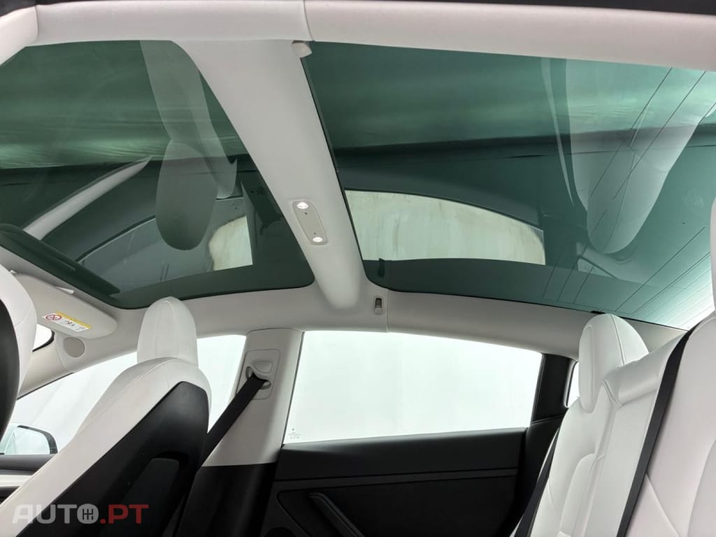 Tesla Model 3 Long-Range Dual Motor AWD