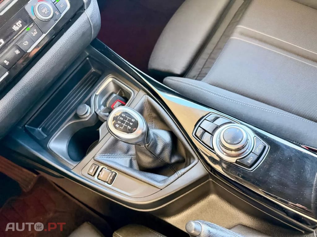 BMW 116 d EfficientDynamics Edition Sport Line — fotografia 18
