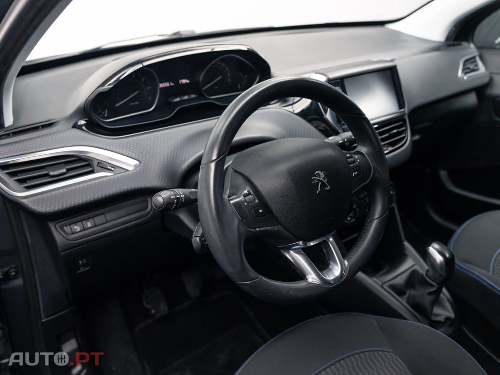Peugeot 208 1.2 PureTech Allure