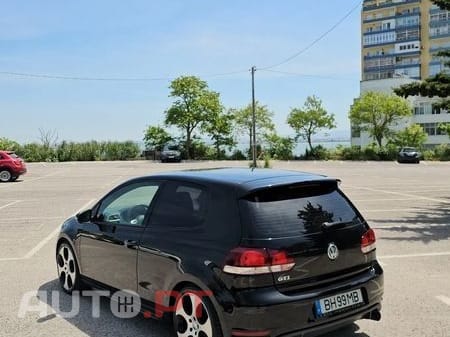 Volkswagen Golf 2.0 TSI GTI